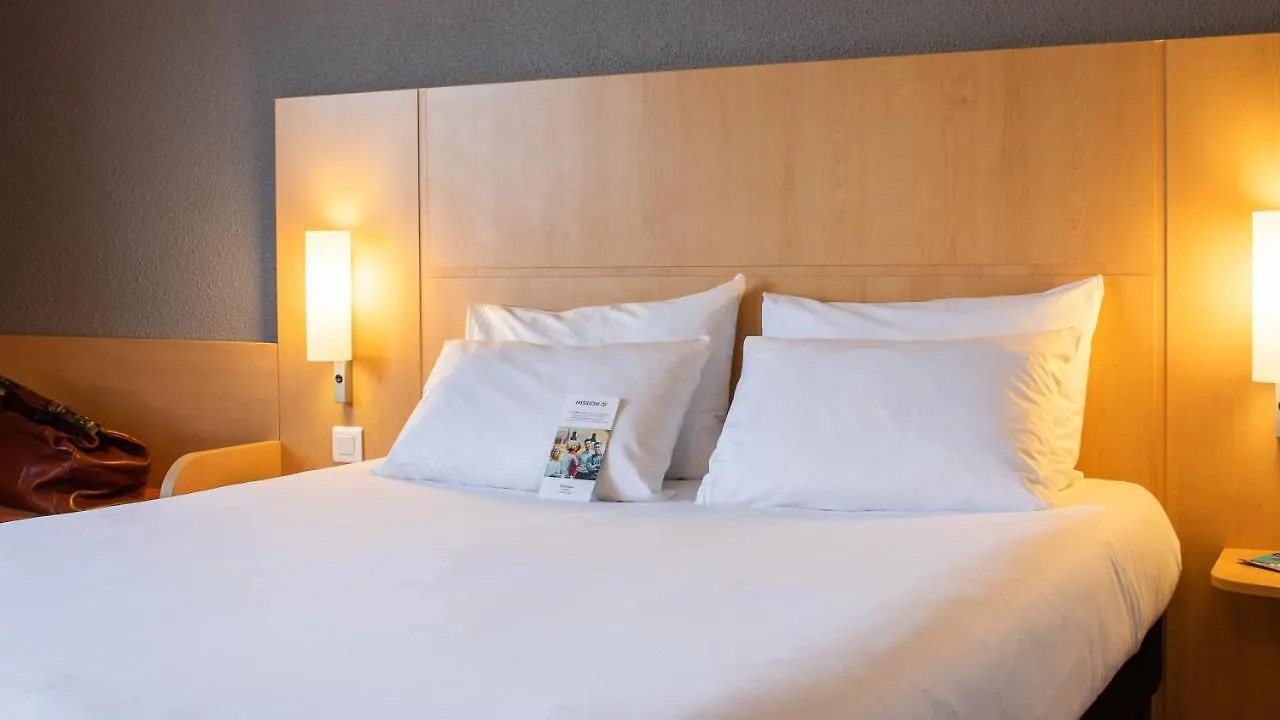Ibis Quimperle Hotel